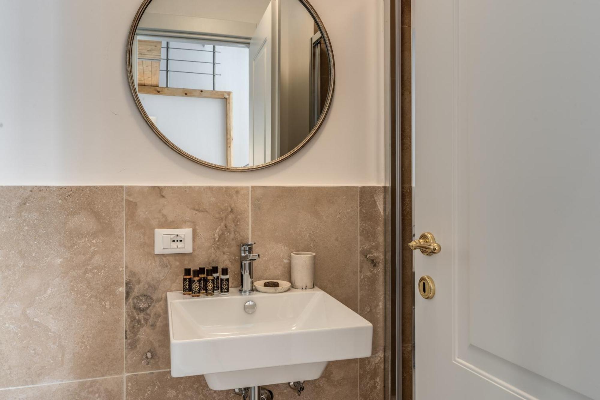 Apartmán Domus Sabina Řím Exteriér fotografie